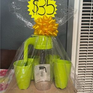 Tupperware Green and Yellow Kitchen Tool Set